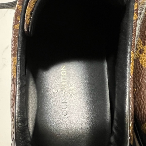 Louis Vuitton front row - Picture 6 of 11